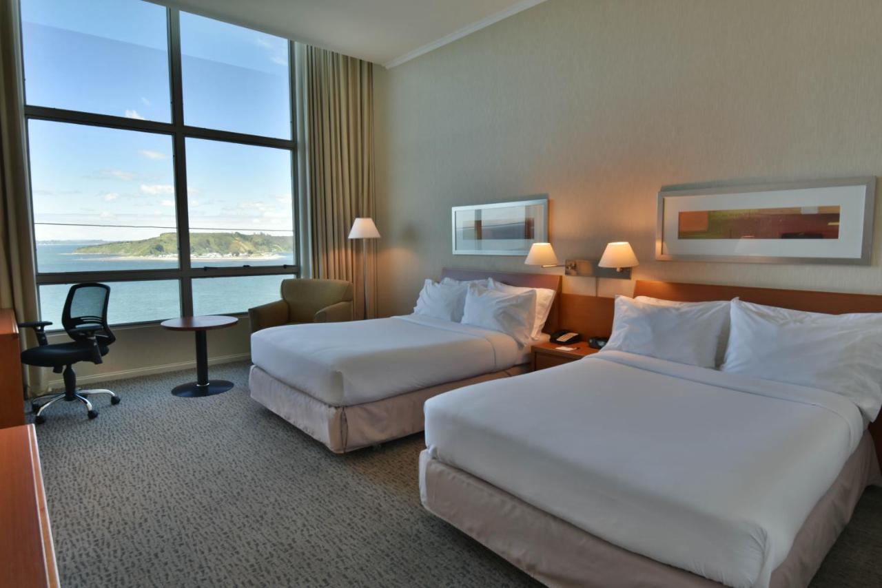 Express - - Patagonia Hotel